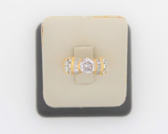 Vintage 1980s Handmade Solid 18K Yellow Gold Diamond Engagement Ring. Peso total del diamante 2.02 ct.