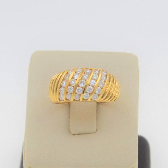 Vintage 1960s Handmade Solid 18K Yellow Gold Diamo