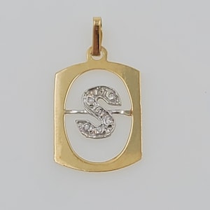 Hermoso oro amarillo macizo de 14 quilates con inicial personalizada de letra S con colgante delicado de diamante natural de 0,10 quilates