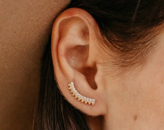 Minimalist Princess Crown Ear Climbers |Ear Crawlers |Crawler Earrings |Bridesmaids Gifts|Girlfriend|Valentine’s Day Gift |Mother’s Day Gift
