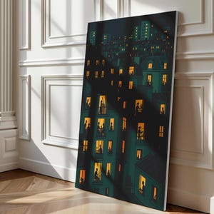 K&ouml;nnte beinhalten: Ein Leinwanddruck, der eine n&auml;chtliche Stadtlandschaft mit beleuchteten Fenstern zeigt. Das Kunstwerk zeigt eine dunkelgr&uuml;ne Geb&auml;udefassade mit warmem gelbem Licht, das aus den Fenstern kommt und Silhouetten von Menschen zeigt. Das Gesamtthema ist das Stadtleben.