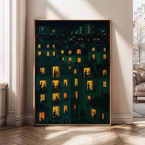 K&ouml;nnte beinhalten: Ein gerahmter Kunstdruck zeigt eine n&auml;chtliche Stadtlandschaft mit beleuchteten Fenstern. Die Geb&auml;ude sind dunkelgr&uuml;n, und die Fenster leuchten mit warmem gelbem Licht, das Silhouetten von Menschen zeigt. Das Kunstwerk hat eine dunkle, stimmungsvolle &Auml;sthetik.