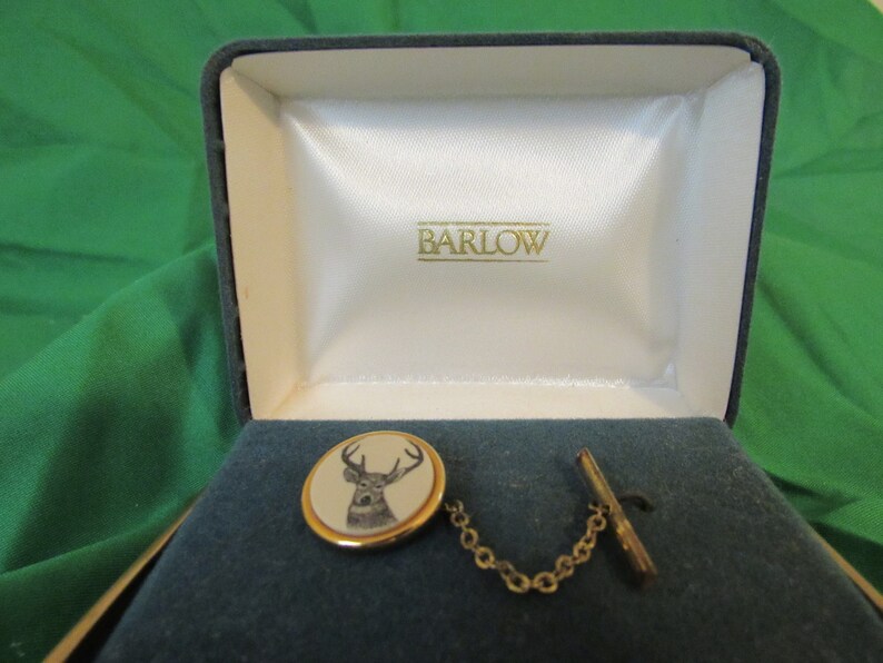 Barlow Scrimshaw Buck Deer Tie Tack