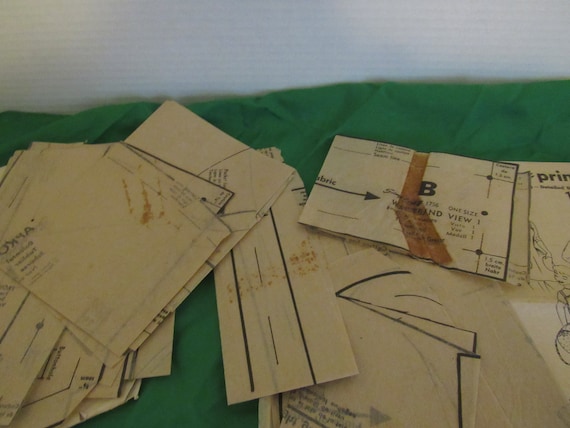 Vintage Simplicity Apron Pattern - image 2