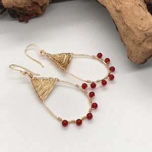 Teardrop Carnelian Gemstone Earrings, Carnelian Earring, Wire Wrapped Jewellery, Gold Plated Earrings, Minimalistic Earring