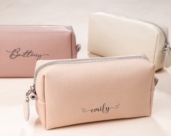 Personalised cosmetic bag with small monogram, custom makeup bag, personalized gift for her, personalised gift for bridesmaid, organizer