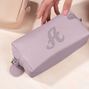 Graduation gift for her, Makeup bag personalized, Monogram makeup bag, Mothers Day gift,  Leather toiletry bag women, Aniversary gift