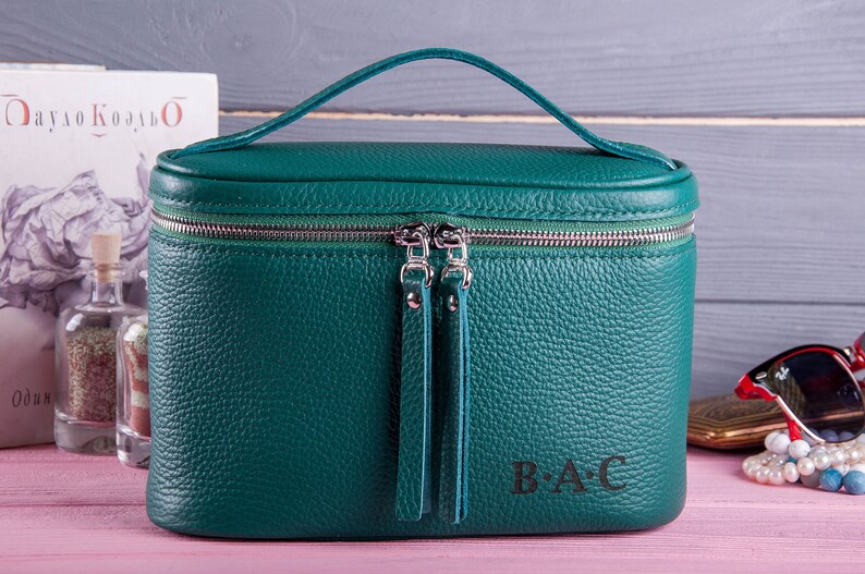 Train casePersonalized makeup bagBridesmaid giftJewelry Etsy