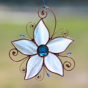 Tentures de vitraux, attrape-soleil en forme de fleurs, cadeau de pendaison de crémaillère, cadeau de fleurs fait main