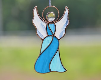 Stained glass Mother's Day angel gift suncatcher, memorial ornament, window hanging angel ornament, gift for mom