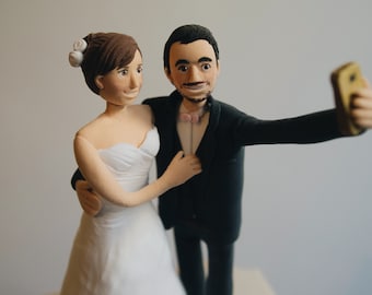 Personalized wedding gift, custom figurine, custom cake topper, customized figure, bobble heads figurine, handmade decoration, selfie lover