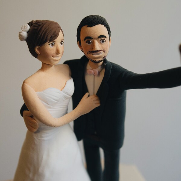 Figurine sculptée à la main, à partir de vos photos, cadeau personnalisée, décoration mariage, cadeau pour les mariés, portrait de couple