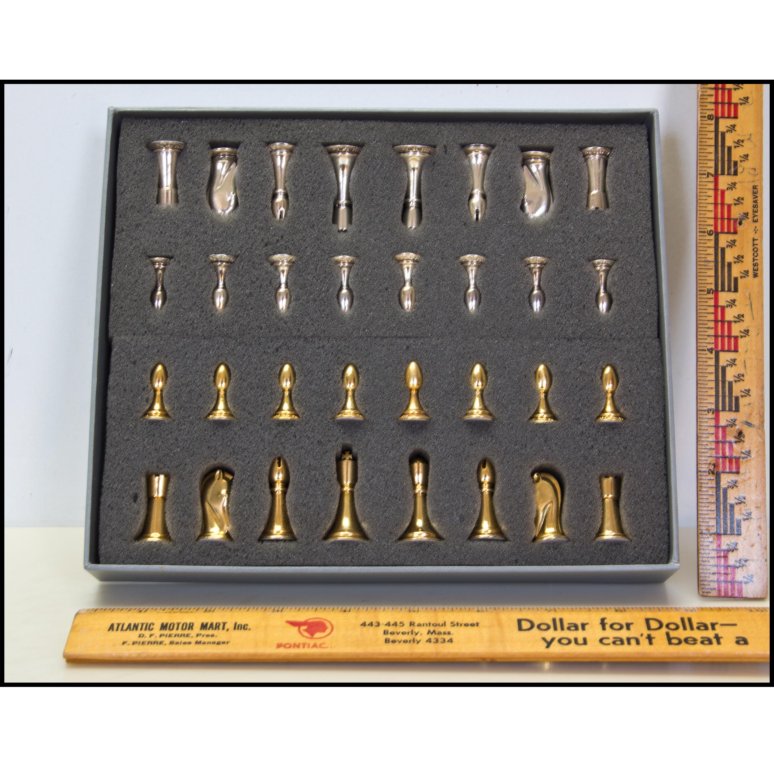 Vintage 1994 Star Trek Tri-dimensional Chess Pieces: Franklin Mint
