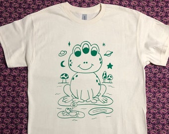 Psychedelic Frog Graphic T-Shirt / Surreal Screen Printed Tee / Trippy Art Shirt