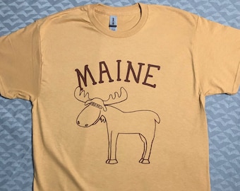 Maine Mutant Moose Graphic T-Shirt / Surreal Screen Printed Tee / Trippy Art Shirt