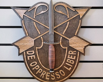Special Forces V-42 knife holder
