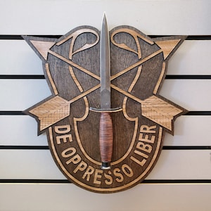 Special Forces V-42 knife holder