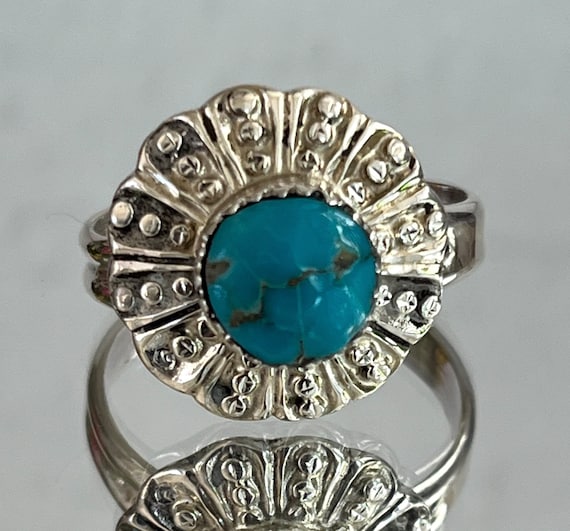 SouthWest Sterling Silver Flower Concho Ring with… - image 1