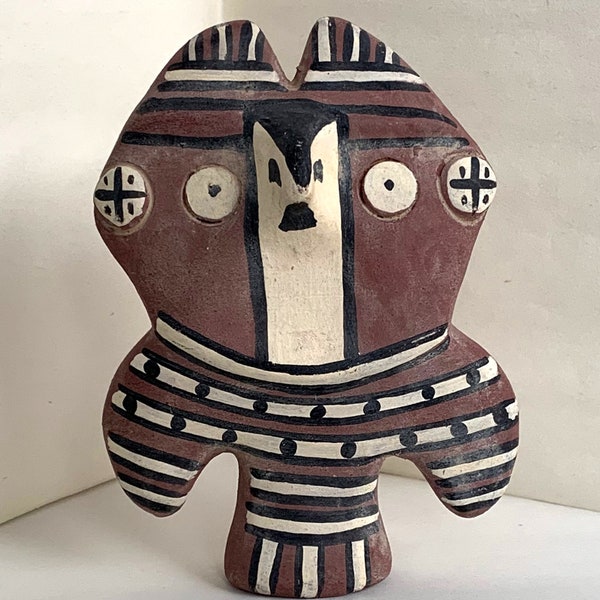 Peruvian Chancay Owl Replica Figurine. Marked Hand Made and Hand Painted Terracotta Pottery Peru k