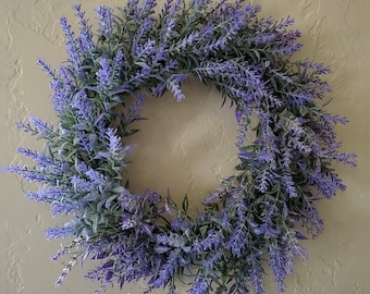14" Lavender Wreath / Small Lavender Wreath / Farmhouse Wreath / Purple wreath/ Christmas gift
