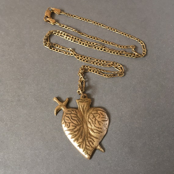 Vintage mexican milagros corazon sacred heart pen… - image 9