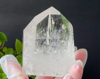 Medium Clear Quartz Crystal Generator Point |  Natural High Quality Quartz | Rainbow Quartz | Divination Tool | Energy Clearing Crystal