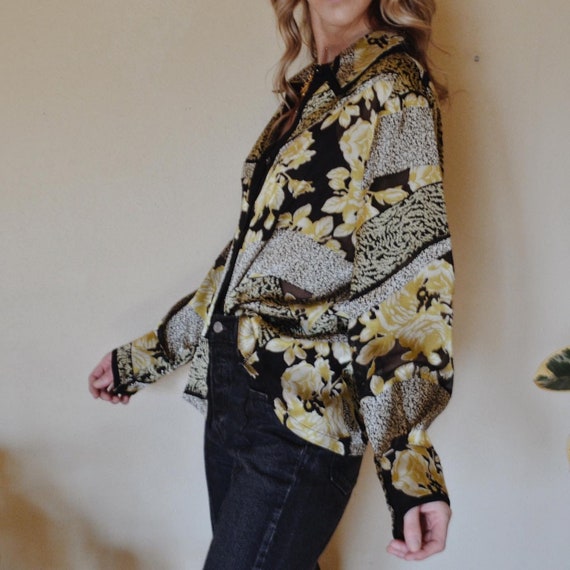 Vintage Floral Black and Green Blouse - image 3