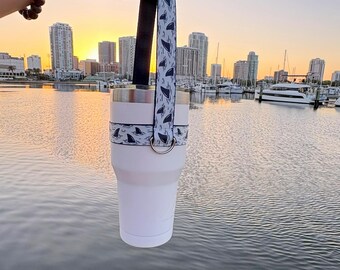 Shark Fin Hands Free Tumbler Holder  - Yeti Rambler/Ozark Cup Handle