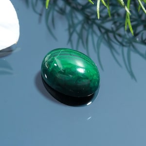Natural Malachite Gemstone, Certified Malachite Cabochon, Oval-Shaped Malachite Gemstone Jewelry Making