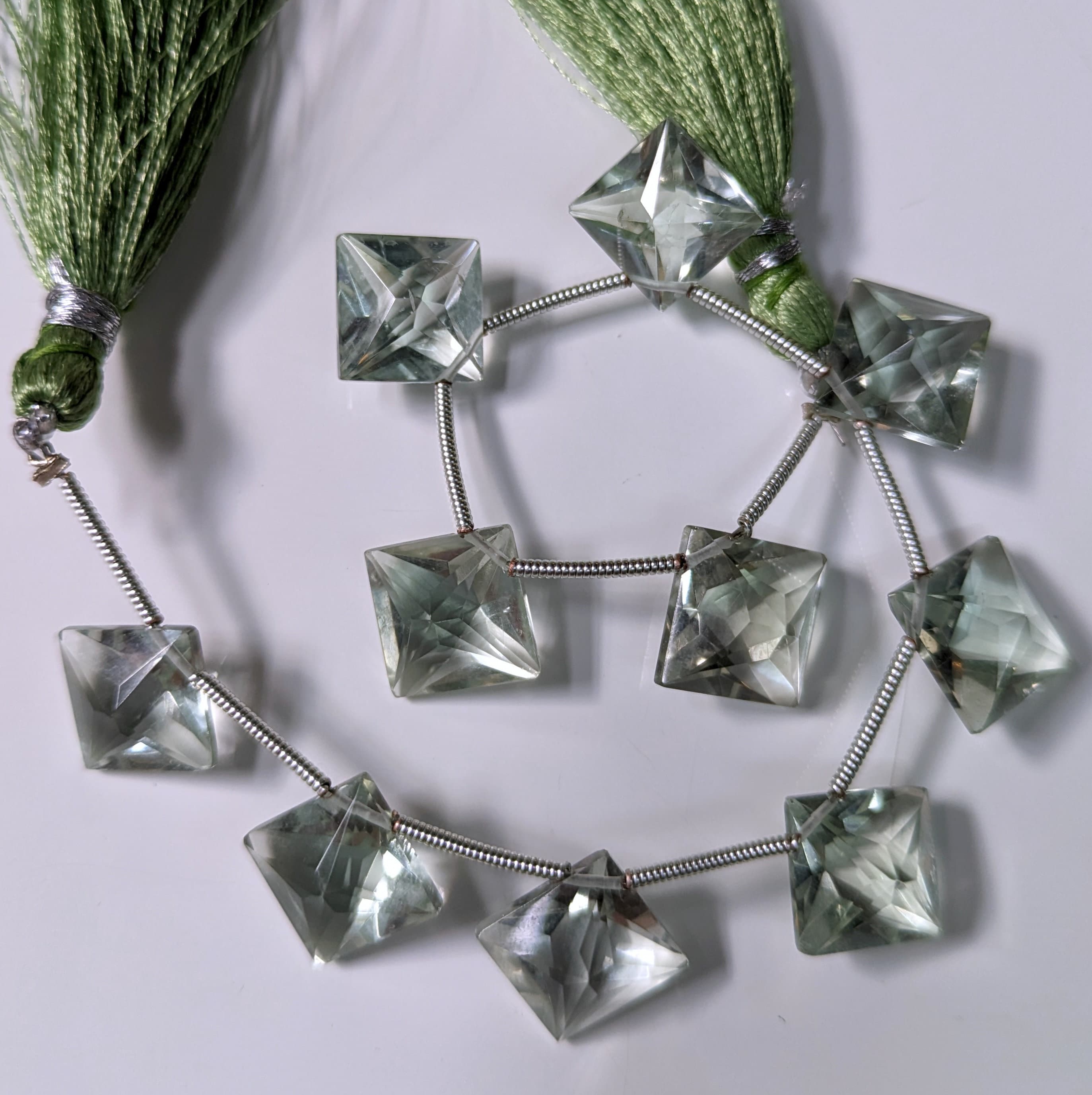 Green Amethyst Gemstone Briolette Diamond Shape Green  display picture 1