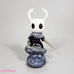 Hollow Knight Figurine. Hollow Knight Figure. Hollow Knight Sculpture. Hollow Knight Miniature. Gamer Gift. The Knight Christmas Geek Gifts