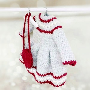 Amigurumi Puppenkleidung Muster, Puppenoutfit gehäkelt, Amigurumi Puppenkleidung, Puppenkleid Muster, Puppentasche Häkelmuster