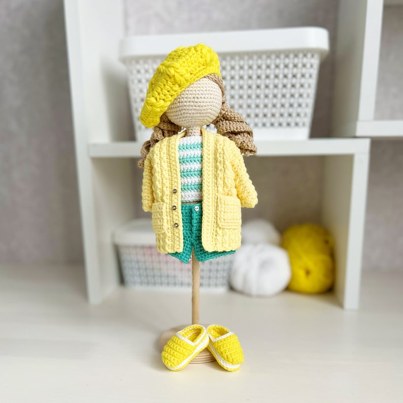 Amigurumi doll clothes pattern, crochet doll outfit image 2
