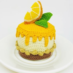 Crochet cupcake pattern, Amigurumi cupcake pattern, crochet food pattern, crochet orange pattern, amigurumi mini cake pattern