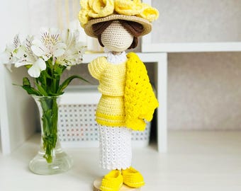 Modello per vestiti per bambole amigurumi, abito per bambola all'uncinetto