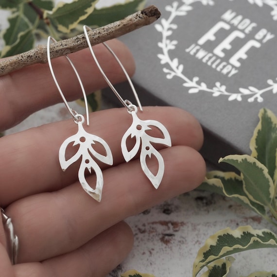 Sterling Silver Marc Leaf Dangle Eearrings Sterling Silver Marc Leaf Dangle Eearrings