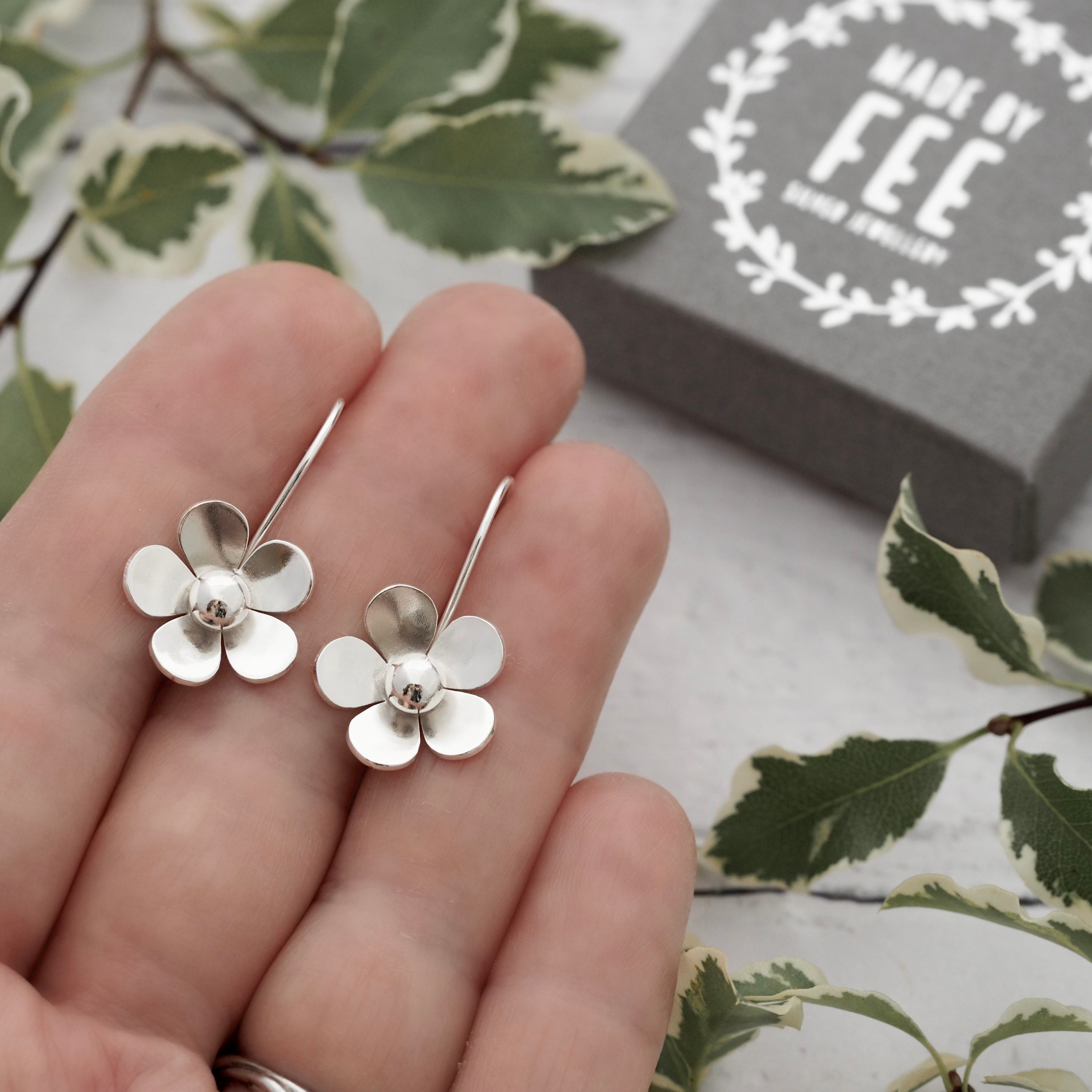 【STONEHENgE】Love Duet〜Silver Flower Earrings SA25A86F il_1080xN.5258684509_t4vk.jpg