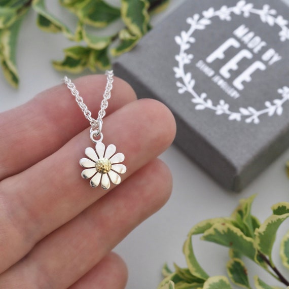 The Best Daisy Jewellery for Spring | H Hogarth Jewellery Blog