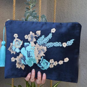 Blue embroidered velvet clutch,Turkish women clutch,Boho Purse, Blue Evening Clutch,Handmade Clutch,Brıdal Clutch,Traditional clutch bag