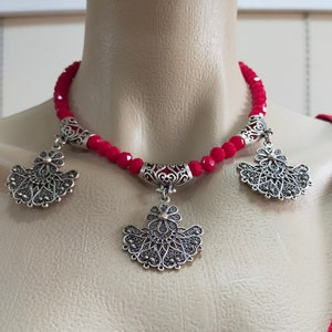 Red beaded necklace,Ethnıc Jewelry,Silver Metal Filigree pendant,Bib necklace,Turkish women necklace,Boho necklace,Ethnic silver necklace