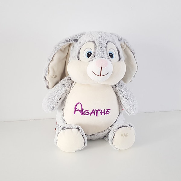 Peluche personnalisée lapin brodée par AttachesAndPerles