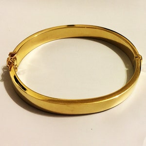 10k solid yellow/white gold(8mm thick)hinged bangle/size 7"inch/fashion statement stylish thick smooth finishing solid gold bangle for women
