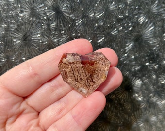 Garden quartz heart/ faceted garden quartz heart / scenic quartz crystal