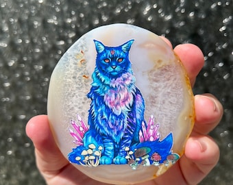 Agate crystal slab with cat