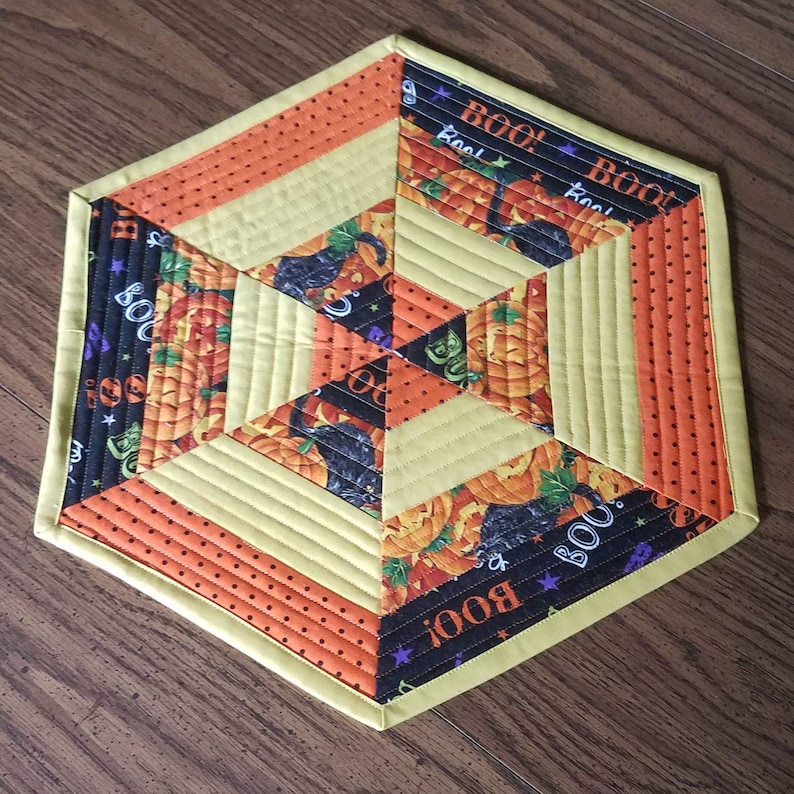 18 Hexagon Halloween Table Topper/candle Mat - Etsy
