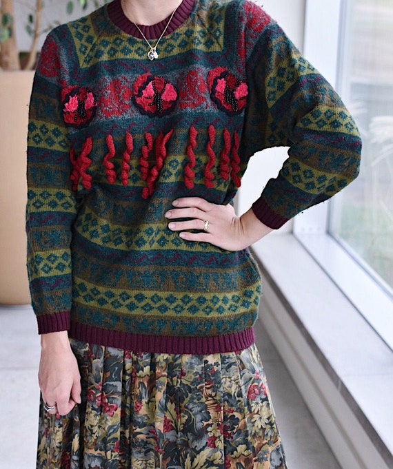 1980’s Vintage Bleu Blanc Rouge Floral Knit Sweate