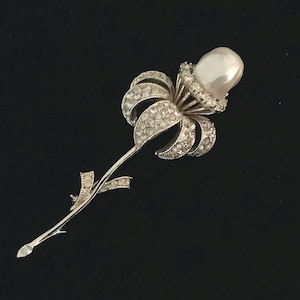 Large  Single Stem Brooch With Faux Baroque Pearl And Rhinestones