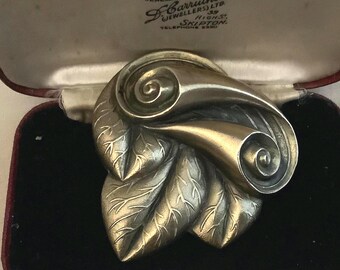 Art Nouveau Style Floral Scoll  Large Vintage Brooch