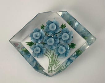 Vintage Large Floral Reversed Carved Lucite Brooch.  Blue And Clear