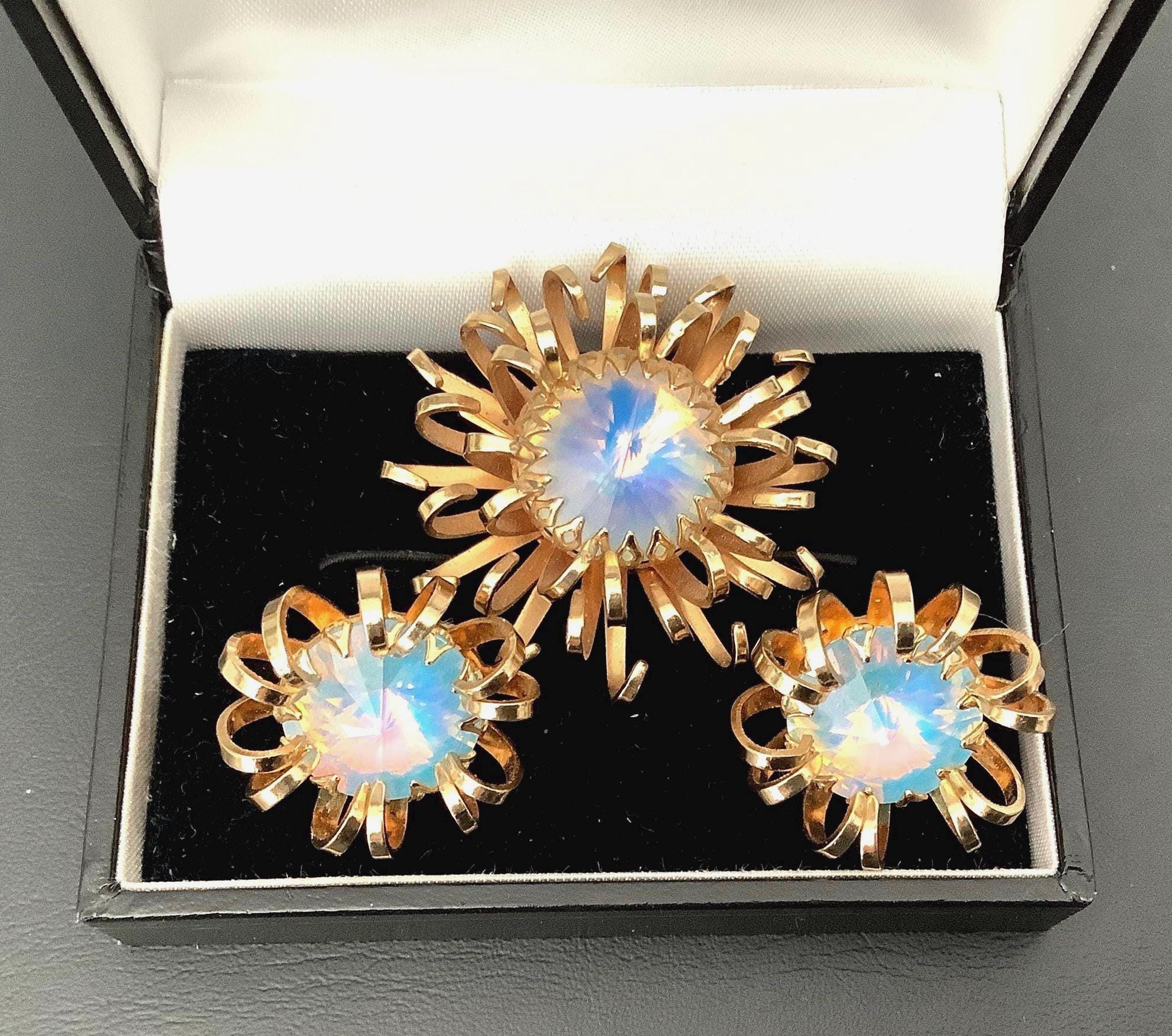 Sarah Coventry Mystic Blue Brooch - Etsy